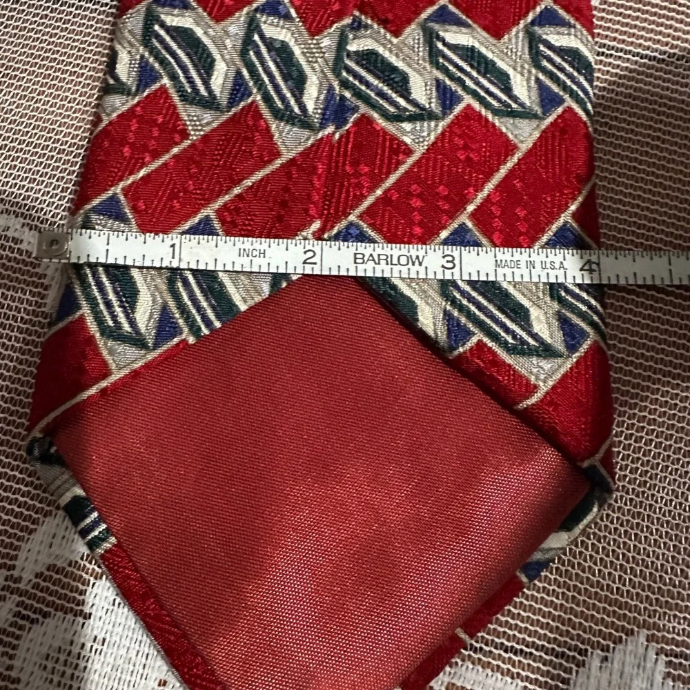 Christian Dior Cravate Silk Tie Red Geometric Pattern Men Designer Luxury Formal